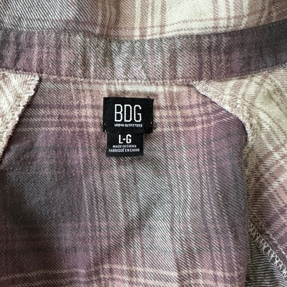 Loose fit flannel button up shirt - Picture 2 of 3